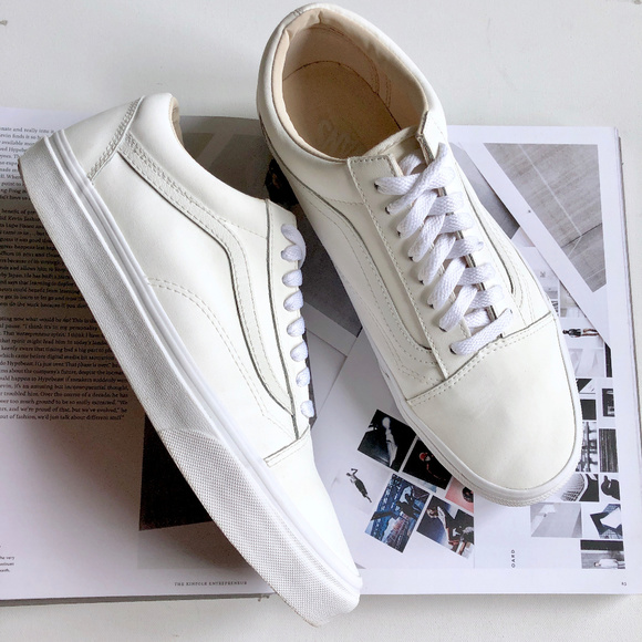 Vans Other - Vans Classic Tumble Old Skool White Sneakers